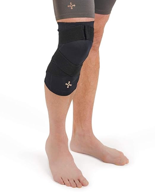 Tommie Copper Pro-Grade Compression Knee Sleeve, Unisex, Men & Women, Adjustable Ultimate Support Sleeve, Integrated Straps for Knee Stability & Muscle Support - Black, Large