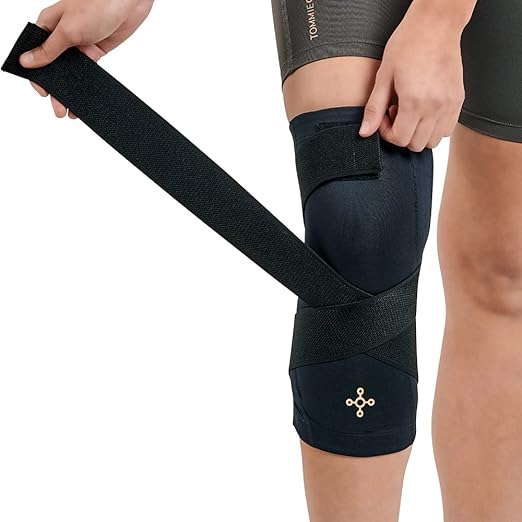 Tommie Copper Pro-Grade Compression Knee Sleeve, Unisex, Men & Women, Adjustable Ultimate Support Sleeve, Integrated Straps for Knee Stability & Muscle Support - Black, Small