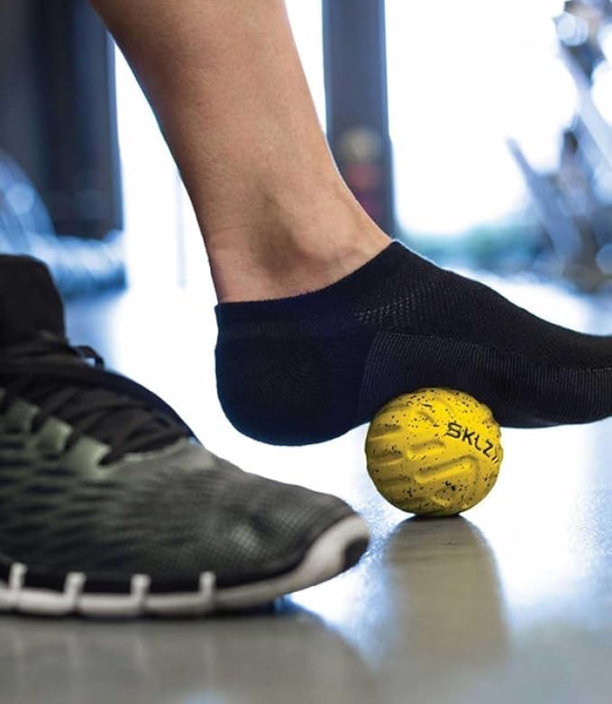 SKLZ Massage Balls - Deep Tissue Massager for Trigger Points, Myofascial Release, Physical Therapy, Pain Relief, Sore Muscles, and Faster Recovery. (2.5-inch, 5-inch, Dual Point, Universal)