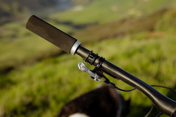 Wolf Tooth Lock-On Fat Paw Grip