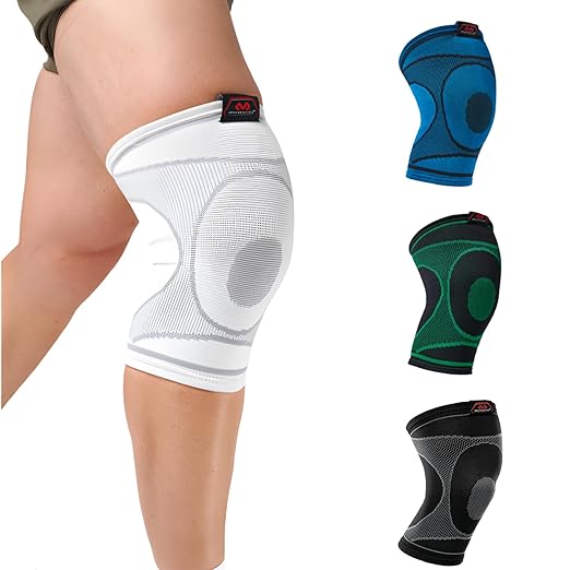 McDavid 4-Way Elastic Knee Sleeve, Compression Knee Support for Pain Relief, Soreness, All-Day Daily Activity White/Grey M