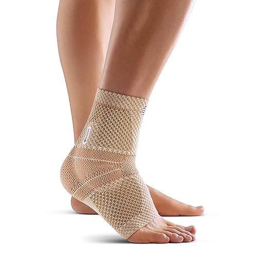 Bauerfeind - MalleoTrain - Ankle Support Brace - Helps Stabilize the Ankle Muscles and Joints For Injury Healing and Pain Relief - Left Foot - Size 6 - Color Beige