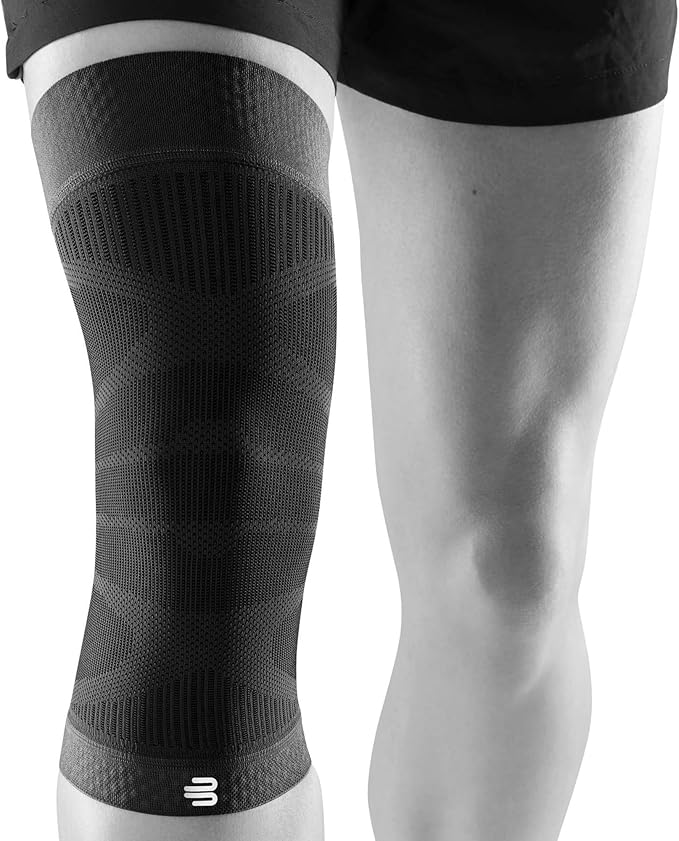 Bauerfeind Sports Compression Knee Sleeve - Lightweight Design with Gripping Zones for Knee Pain Relief & Performance
