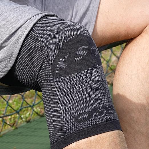 OrthoSleeve Knee Brace for ACL, MCL, Injury Recovery, Meniscus Tear, knee pain, aching knees, patellar tendonitis and arthritis (3XL, Black, Single)